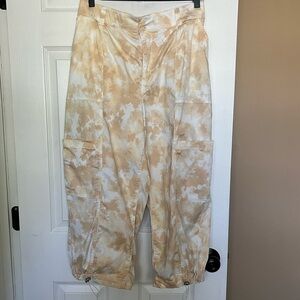 Lane Bryant Women's Cropped Capri Pants , Size 18 Cinch Hems , Relaxed